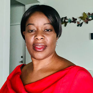 Meet your Posher, Husseina